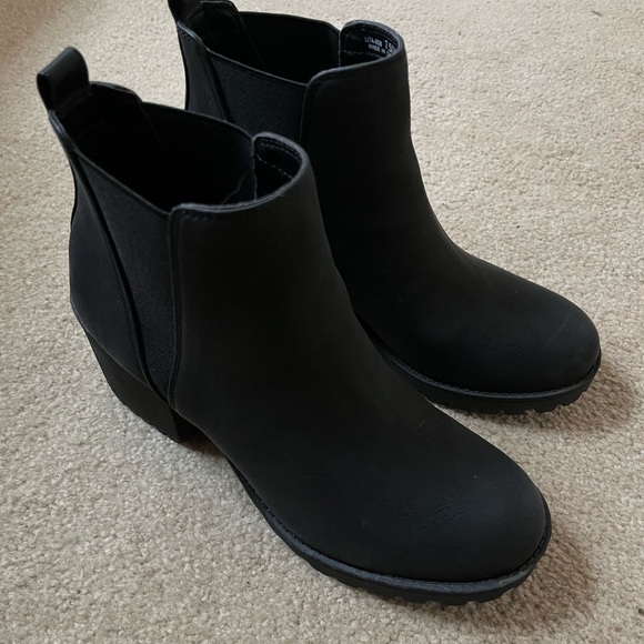 Dirty Laundry Lisbon Black High Heel Ankle Booties 7.5 - Picture 8 of 9